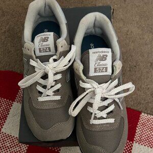 New Balance Sneakers